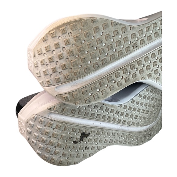 NIKE INTERACT RUN EASYON LIGHT CARBON FV5591-002 SIZE 9 Women's - Picture 10 of 11